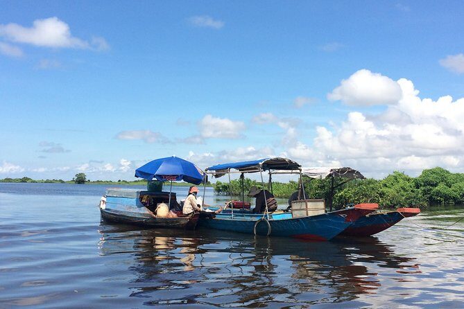 Private 2 Days Angkor Wat Sunrise, Floating Village & Beng Mealea - Day 2 on Tonle Sap: Kompong Khleang floating village and sampan time