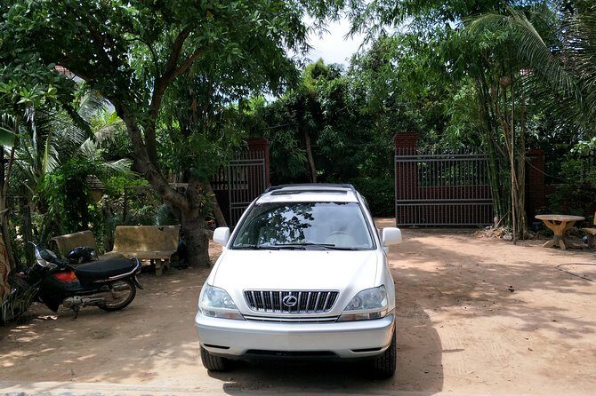Private Angkor Sunrise & Major Temples Tour by English Speaking SUV Car Driver - Pickup, timing, and how the “avoid crowds” idea works in real life