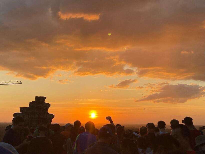 Private Angkor Wat Sunset Tour with Lunch and Snack Included - Morning Pickup at 8:30 and the Temple Ticket Reality Check