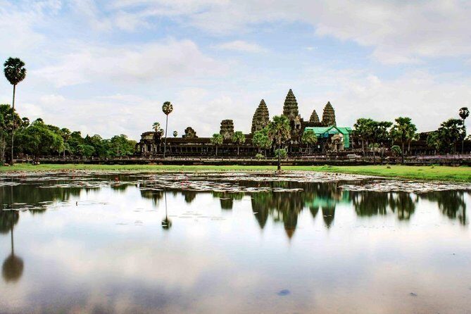 Private Angkor Wat Temple Tour - The private-car comfort that makes Angkor Wat doable