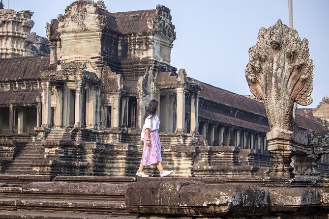 Private Angkor Wat Tour & Angkor Park/Heritage With Local Guide - What the guide brings (and how it changes your day)