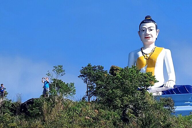 Private Bokor tours by Rickshaw/SUV Car - Stop 5: Popokvil Waterfall and the walk to the second step