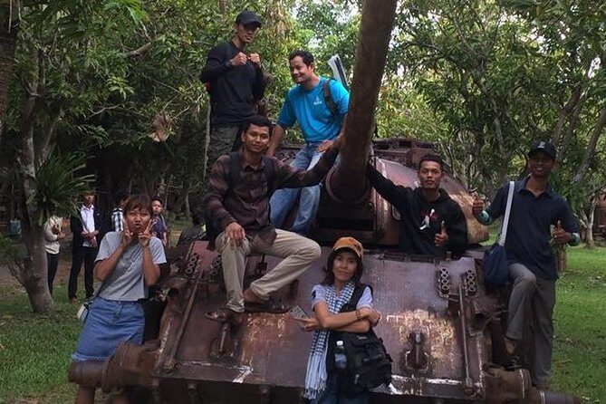 Private City Tour in Siem Reap - Wat Thmey (Killing Fields): a sobering stop that needs respect