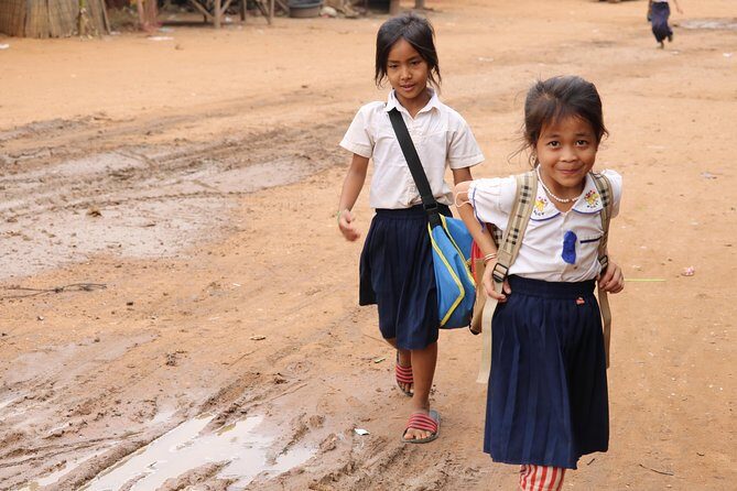 Private City Tour in Siem Reap - Angkor National Museum: statues and temple history in a manageable block