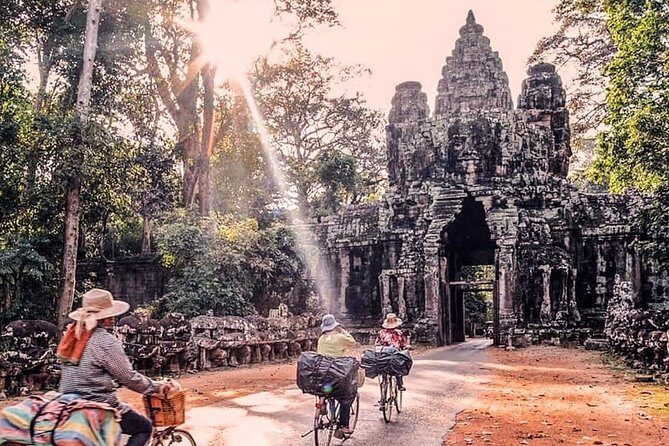 Private Guided Tours-Sunrise Angkor Wat, Ta Prohm, Bayon and more - Angkor Thom highlights: Victory Gate to Bayon’s city core