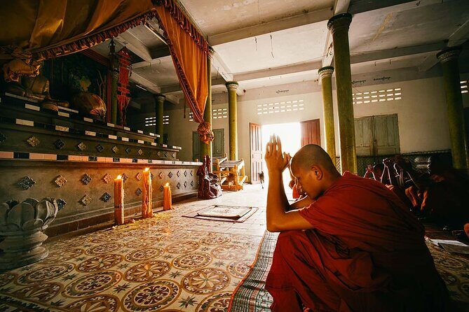Private Half-Day Silk Island Trip from Phnom Penh - The Mekong ferry ride: your first real taste of the trip