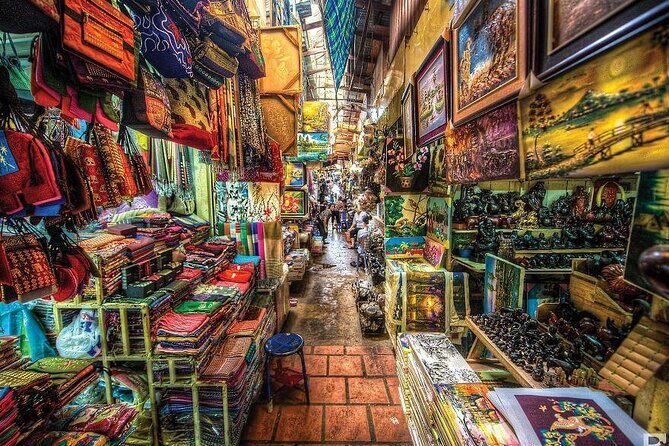 Private Half-Day Tour of Phnom Penh's Traditional Markets - Stop 3: Phar Chars Old Market for Everyday Bargaining