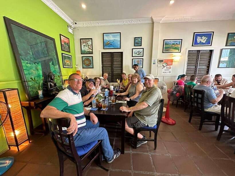 Private Sihanoukville Experience - Wat Krom (Wat IntNhean Called Wat Krom): Hilltop Pause and Picture Stops