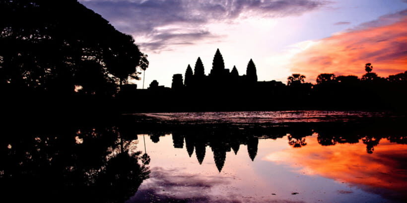 Private Sunrise Angkor Wat Tour - Guide language and crowd management: where the experience can go right