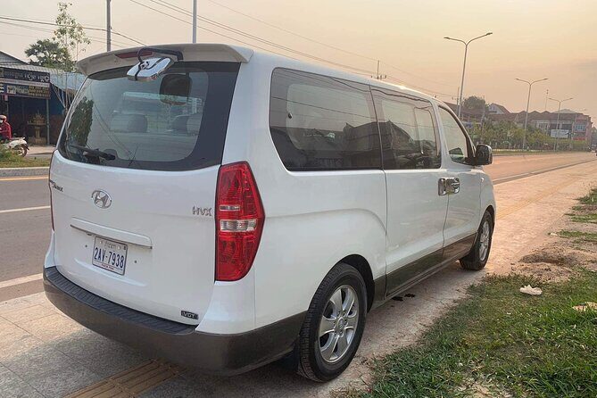 Private Taxi Transfer Battambang from/to Phnom Penh - A door-to-door private taxi that keeps the day sane