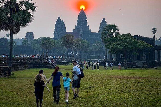 Private Tour in Angkor Wat by Tuk Tuk - Morning timing: how to plan for the 5:30 AM–5:00 PM window