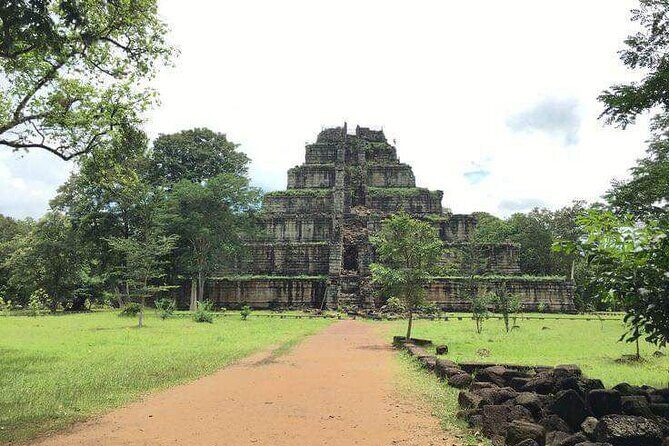Private Tour to Koh Ker and Beng Mealea - Beng Mealea: a temple complex that feels unfinished and real