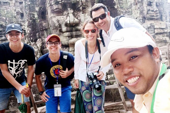 Private Tours Angkor Wat For 3 Days - Phnom Bakheng sunset: the day’s emotional closer