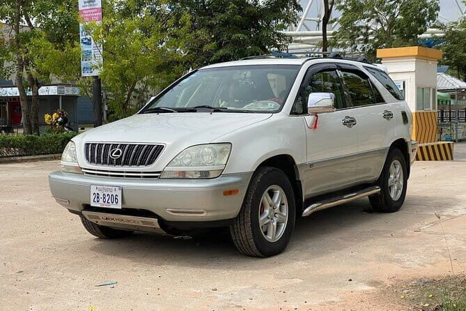 Private Transfer from Siem Reap Angkor Int'l Airport to Town - Drop-Off at Old Market Bridge: Getting Oriented Fast