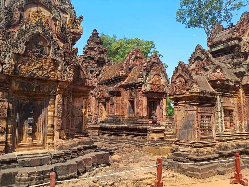 Private Trip to Banteay Srei, Rolous Group & Tonle Sap Lake - Private Transport + Guide Details That Actually Matter