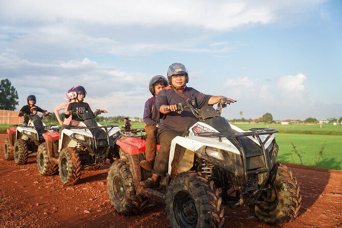 Quad Bike Ride Explore the Countryside - The 1-hour ATV session: helmets on, confidence first