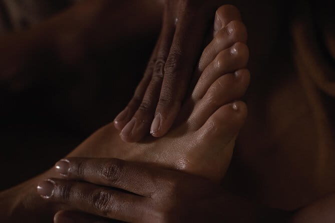 Reflexology Feet Massage in Phnom Penh - The 90 minutes: What reflexology on your feet is actually aiming to do