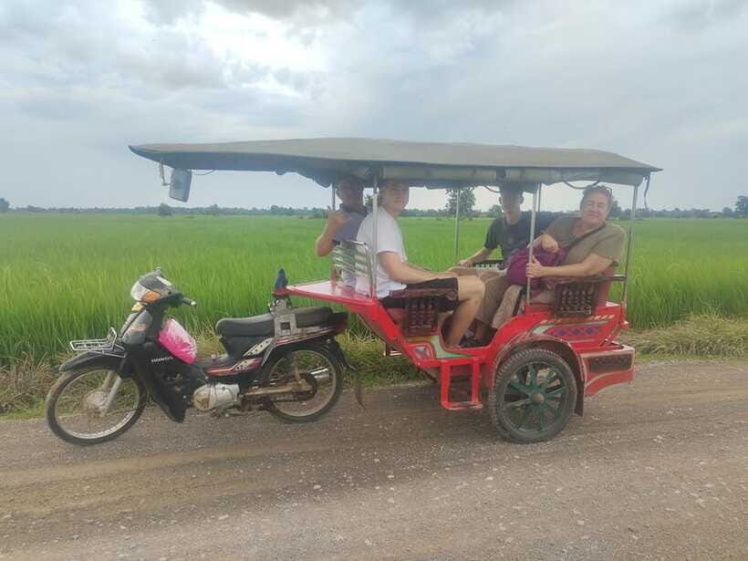 Secret Countryside Rice fields-Bamboo Train/Bat Cave - Bat Cave at dusk: the timing that makes it spectacular
