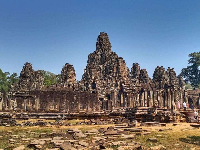 Sharing Trip to Angkor Temple with sunset - Angkor Thom and the Southern Gate: a city defended by walls and water