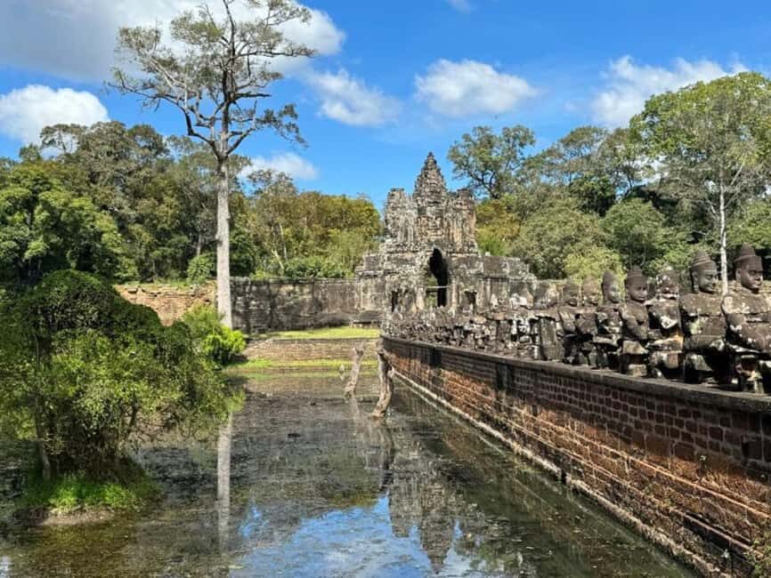 Siem Reap: 1-Day Angkor Group Tour with Italian Guide - Who this tour suits best (and who might rethink it)