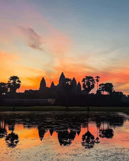 Siem Reap: 2-Day Angkor Tour with Spanish-Speaking Guide - Transport in Siem Reap: Tuk-Tuk for Two, Van for More