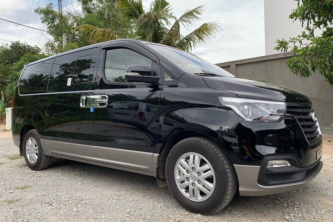 Siem Reap Angkor Airport Shuttle Bus (from Airport to Hotel) - Finding Your Driver Fast at Siem Reap Angkor Airport