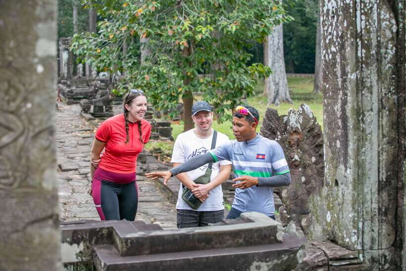 Siem Reap: Angkor Sunrise 2 Days Guided Bike Tour - Your Guide + Your Bike: How the Pace Gets Set
