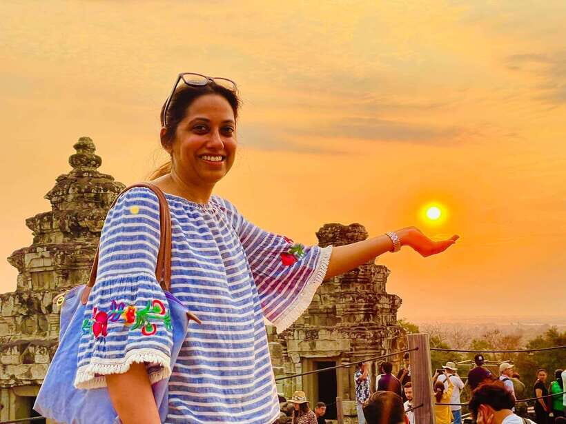 Siem Reap: Angkor Wat 2day Big and Small Circuit Guided Tour - Day 2 sunrise at Angkor Wat: what that first hour changes