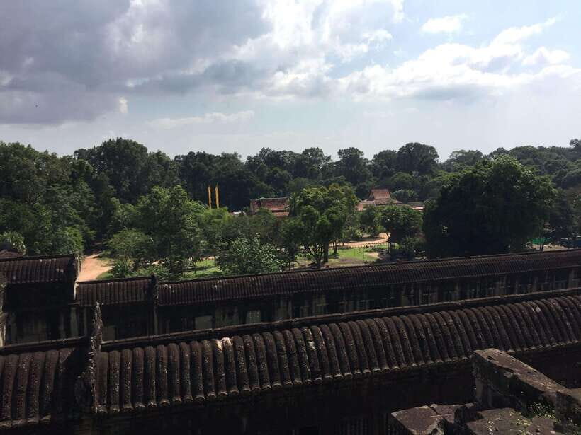 Siem Reap: Angkor Wat Half-Day Trip with Local Guide - How long is enough for a half-day Angkor Wat visit