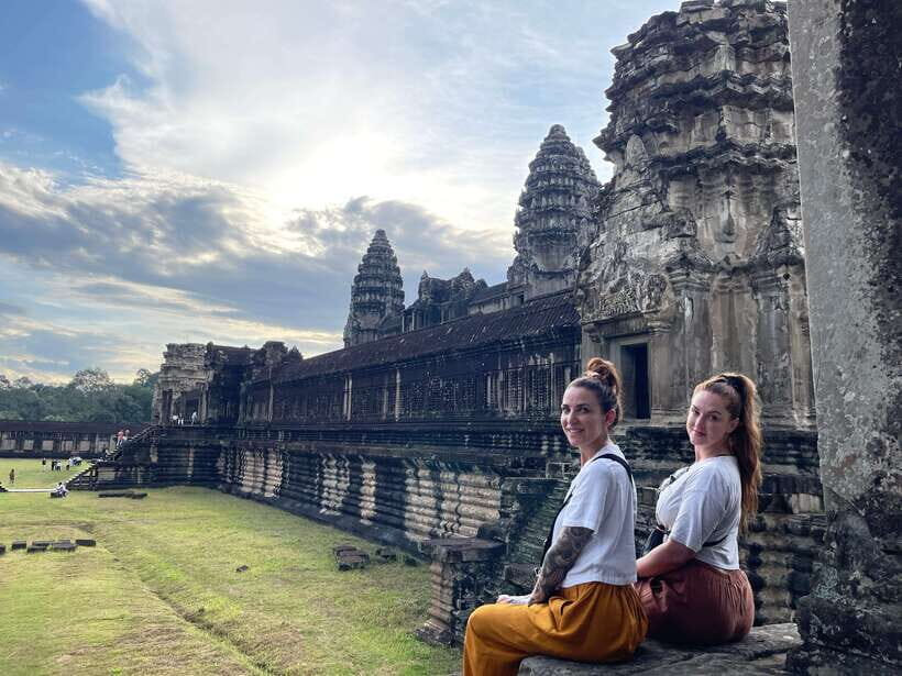 Siem Reap: Angkor Wat Private full Day Tour - Angkor Thom’s gates and Bayon: orientation first, then surprises