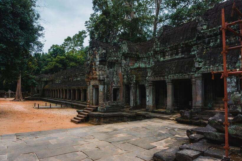 Siem Reap: Angkor Wat Small-Group Full Day Tour and Sunset - Angkor Wat: The Main Event, Done With a Good Order