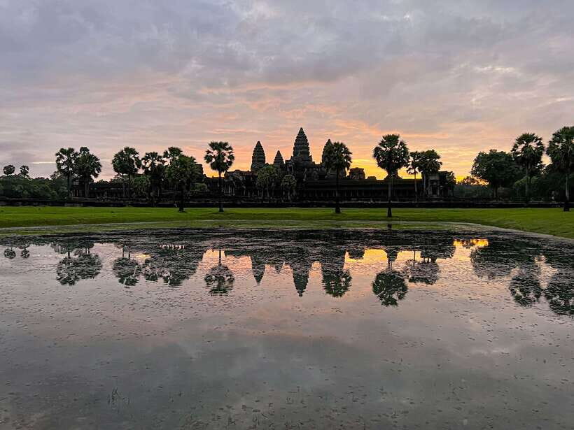 Siem Reap: Angkor Wat Small-Group Sunrise Tour & Breakfast - Sunrise timing that actually changes the experience