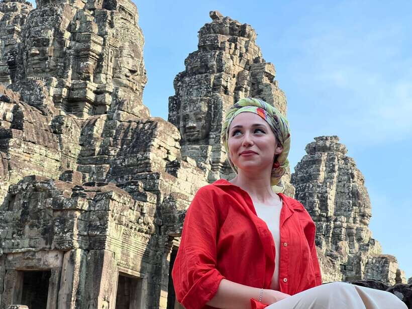Siem Reap: Angkor Wat Small-Group Sunrise Tour & Breakfast - Angkor Thom in focused chunks: Bayon, Elephants, Leper King, Victory Gate