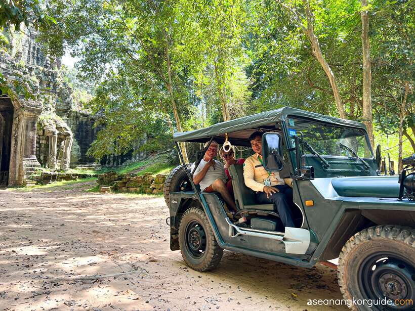 Siem Reap: Angkor Wat Sunrise and Market Tour by Jeep - The Siem Reap Market Stop: Shop Like a Local, Eat What You Mean
