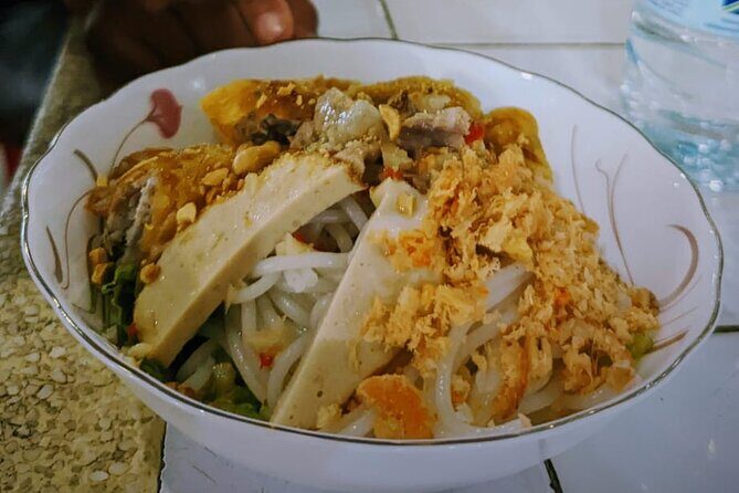 Siem Reap Authentic Breakfast and Market Tour - From your Siem Reap hotel to breakfast tables