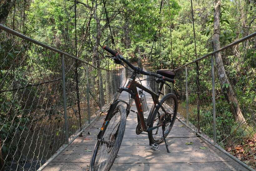 Siem Reap: Bike Rental - Your own route to Angkor Wat: freedom with a built-in crowd strategy