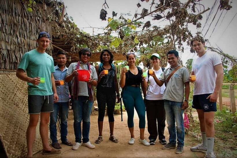 Siem Reap: Countryside Cycle and Local Village Life Tour - Hotel pickup in Siem Reap: how the day starts smoothly