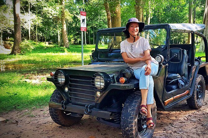 Siem Reap Countryside Jeep Tour - Lunch on a stilt-house setup: where the meal fits the day