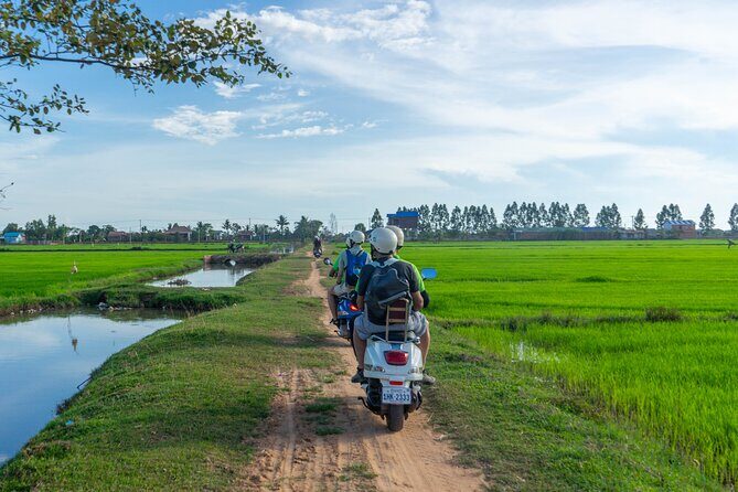Siem Reap Countryside Sunset Vespa Tour / Tuk Tuk Available - Key points