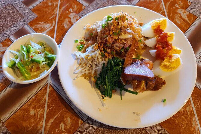 Siem Reap Culinary Adventure: Taste Real Local Cuisines - What you’ll taste: Khmer dishes, fruit, pastries, and the drinks Cambodia does well