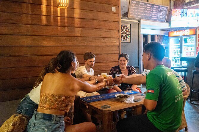 Siem Reap Evening Food Tour - Inclusive 5 stops Local Tastings - Stop One: Lort Cha and your first round of Khmer noodles
