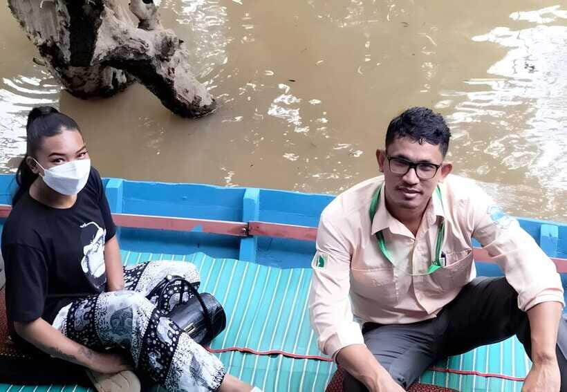 Siem Reap: Floating Village, Kampong Phluk Private Tour - Stilt Homes, Monks Training School, and the Pergola Stop