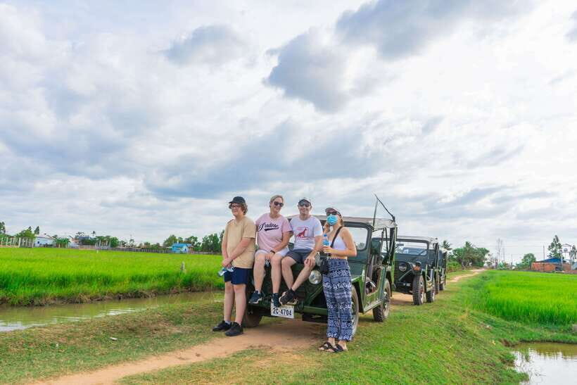 Siem Reap Floating Village Sunset Jeep Tour or SUV Car - Open-air jeep to Tonlé Sap: the day’s simple “arc”