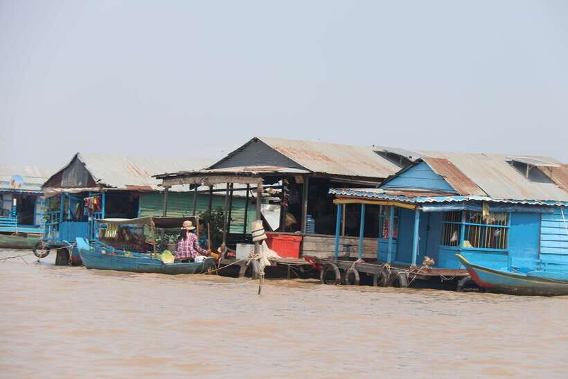 Siem Reap: Floating Village Tour - The floating village view: what to expect and what might disappoint