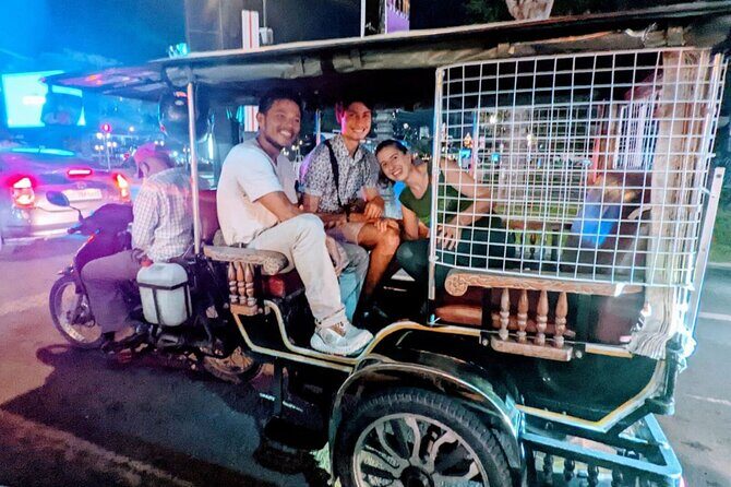 Siem Reap Food Tour By Local - Private pickup and a max of 10 means you actually enjoy the meal