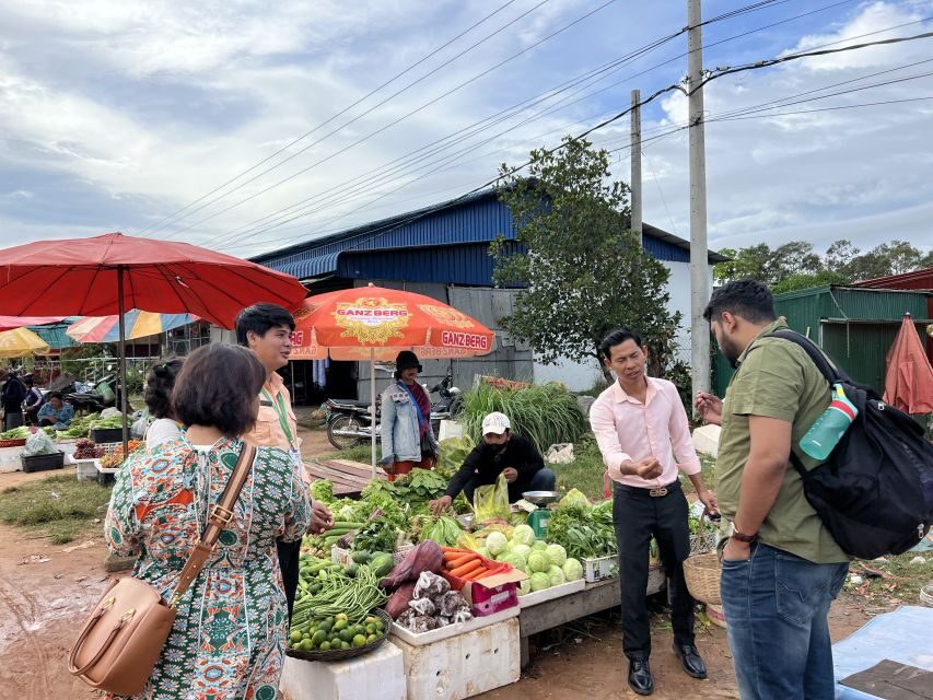 Siem Reap: Guided Day Trip to Local Village & Cooking Class - Village Life Walk After the Meal: Culture You Can See