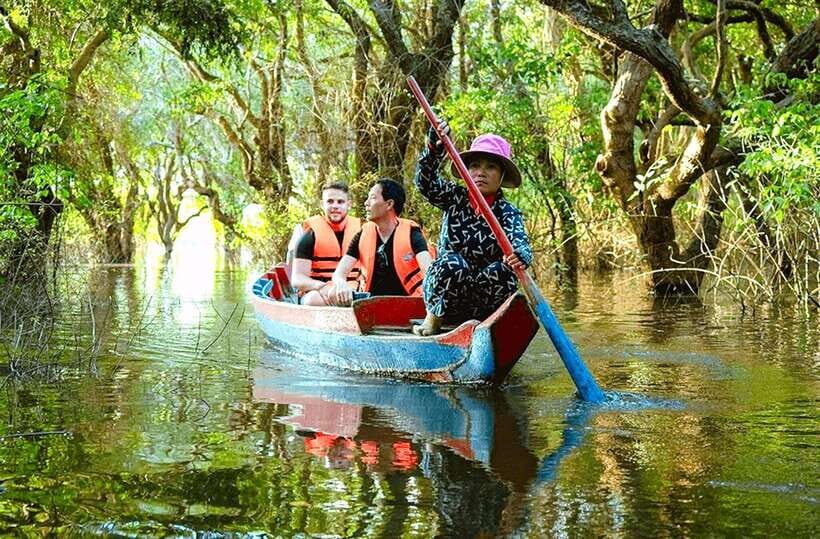 Siem Reap: Half-Day Kampong Phluk with Sunset, Boat & Guide - Kampong Phluk by Motorboat: Stilt Homes, Floating Schools, and a Living Routine