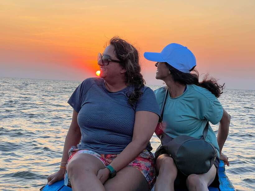 Siem Reap: Kampong Phluk and Tonle Sap Sunset Boat Cruise - Kampong Phluk Floating Village: Fishing Life You Can See Up Close