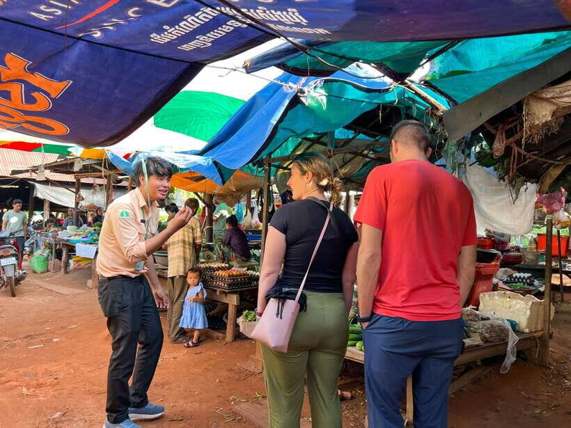 Siem Reap: Kampong Phluk and Tonle Sap Sunset Boat Cruise - Flooded Mangroves and Wildlife: The Tonle Sap Ecosystem Side