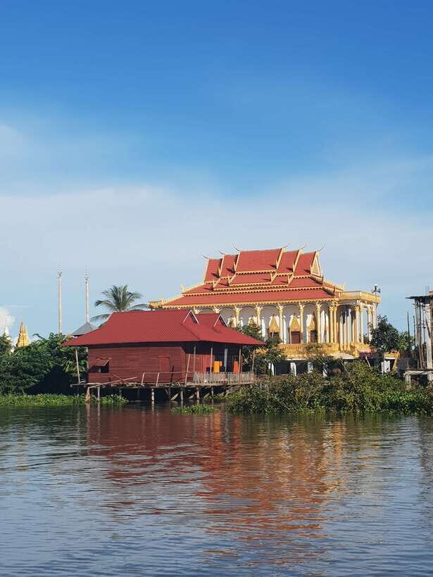Siem Reap: Kompong Khleang Floating Village Guided Tour - Key Points Worth Your Time